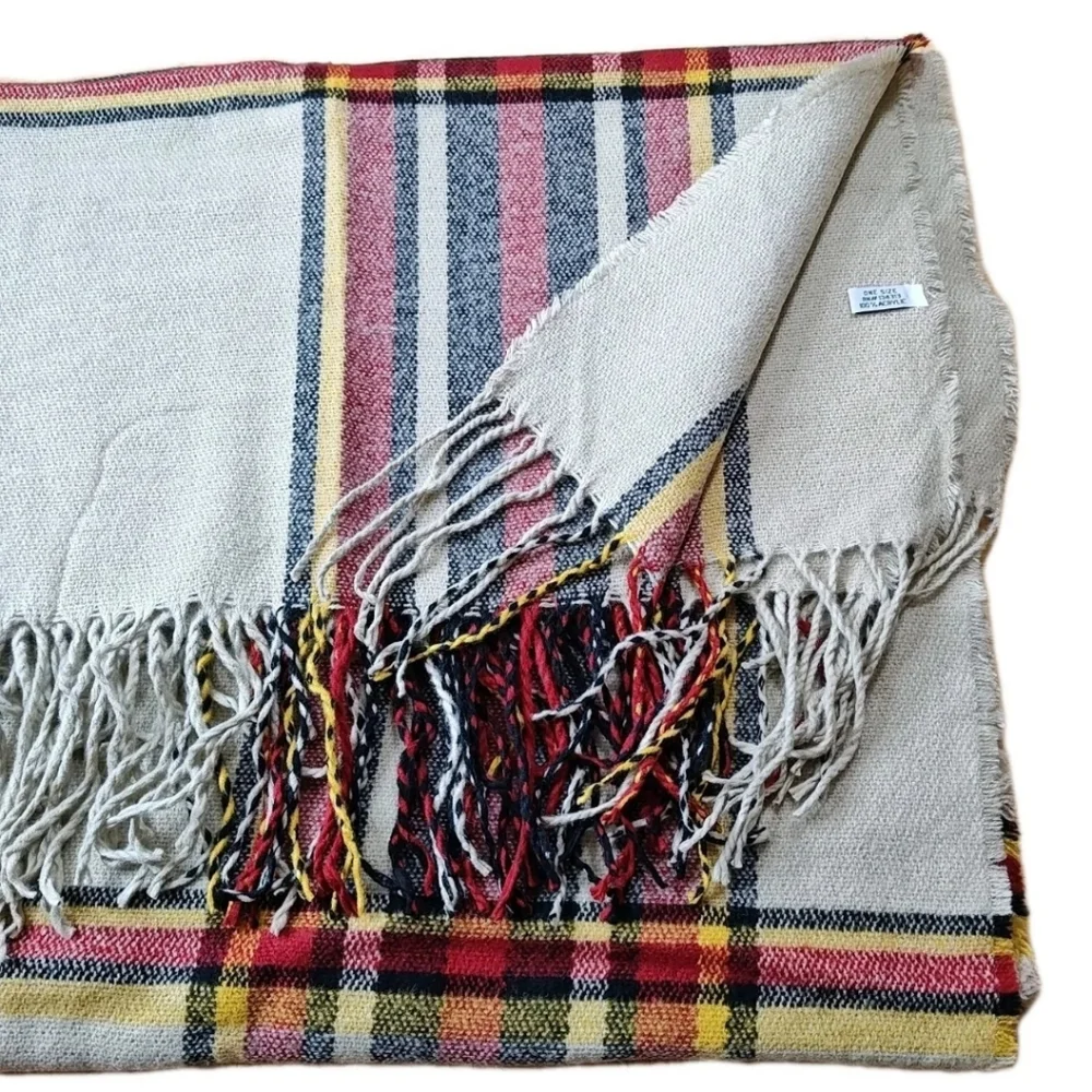 Raj fringed madeline